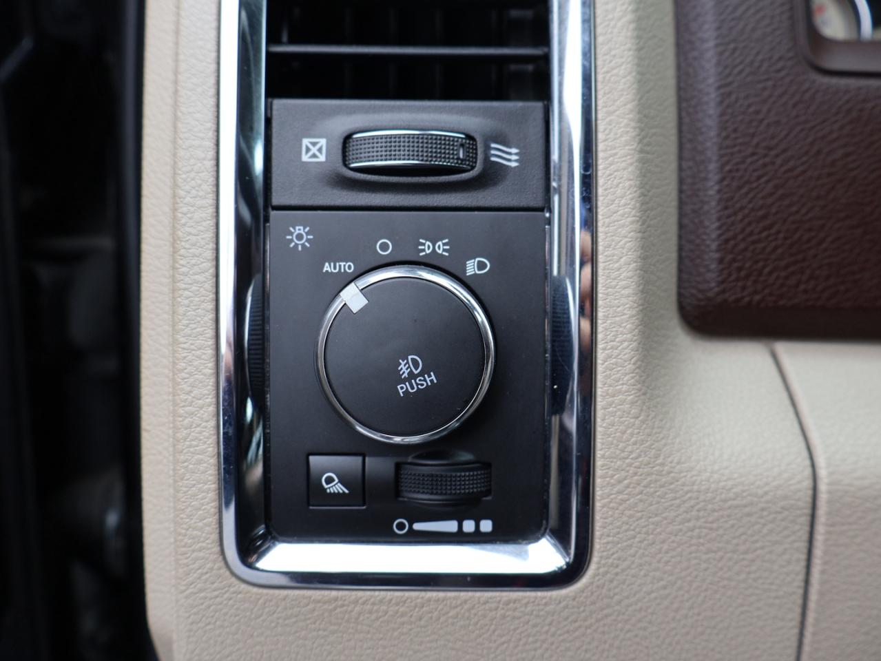 2018 RAM 1500 Longhorn Crew Cab LWB 4WD CAMERA NAV BLUETOOTH LEATHER HEATED SEATS SUNROOF CRUISE ALLOYS Photo