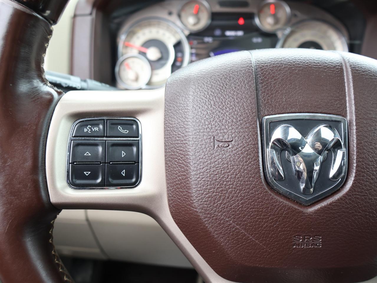 2018 RAM 1500 Longhorn Crew Cab LWB 4WD CAMERA NAV BLUETOOTH LEATHER HEATED SEATS SUNROOF CRUISE ALLOYS Photo