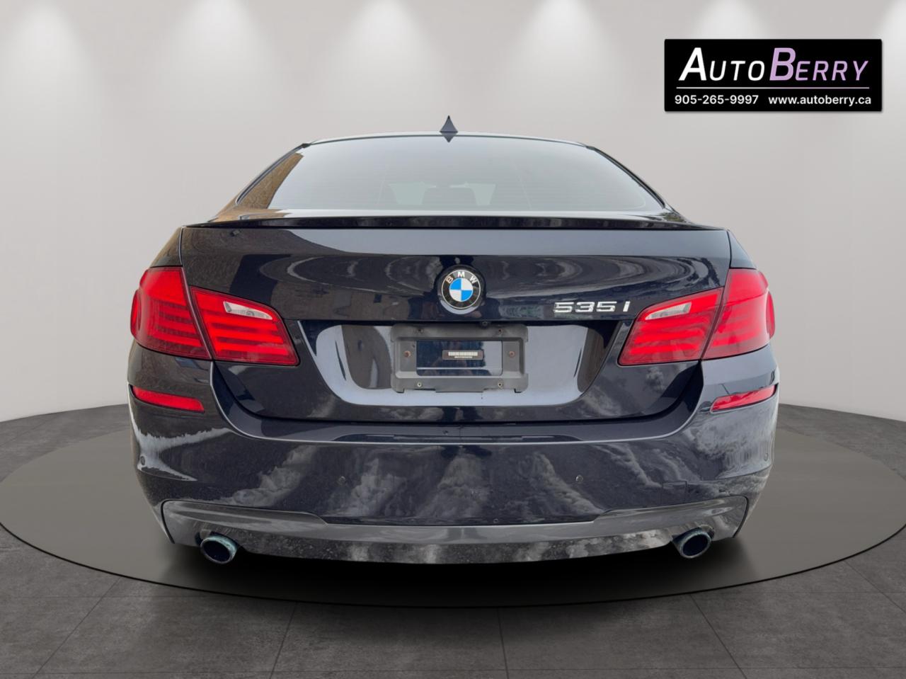 2012 BMW 5 Series 4dr Sdn 535i xDrive AWD Photo