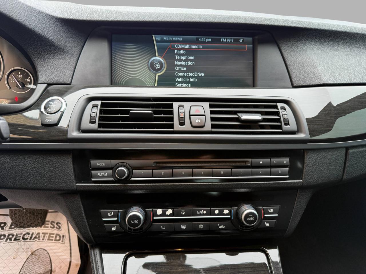 2012 BMW 5 Series 4dr Sdn 535i xDrive AWD Photo