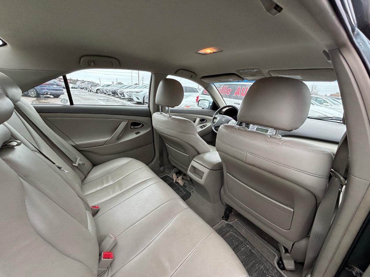 2010 Toyota Camry 4 Cyl. Leather Auto LE Photo