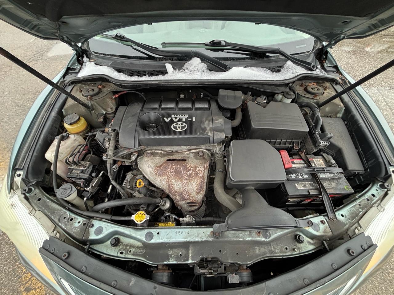 2010 Toyota Camry 4 Cyl. Leather Auto LE Photo