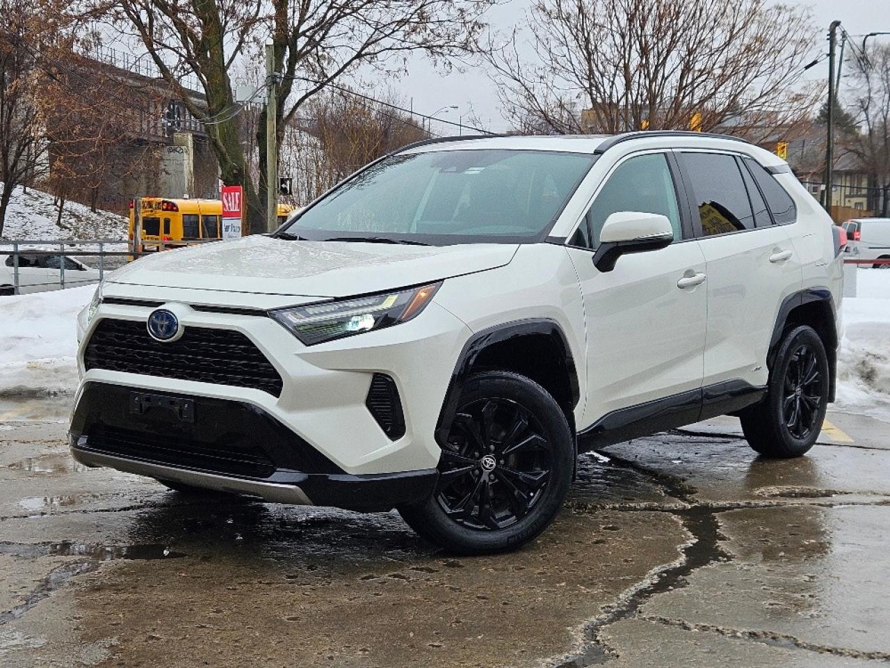 Used 2022 Toyota RAV4 HYBRID SE AWD-SUNROOF-DRIVE ASSISTANCE for sale in Toronto, ON