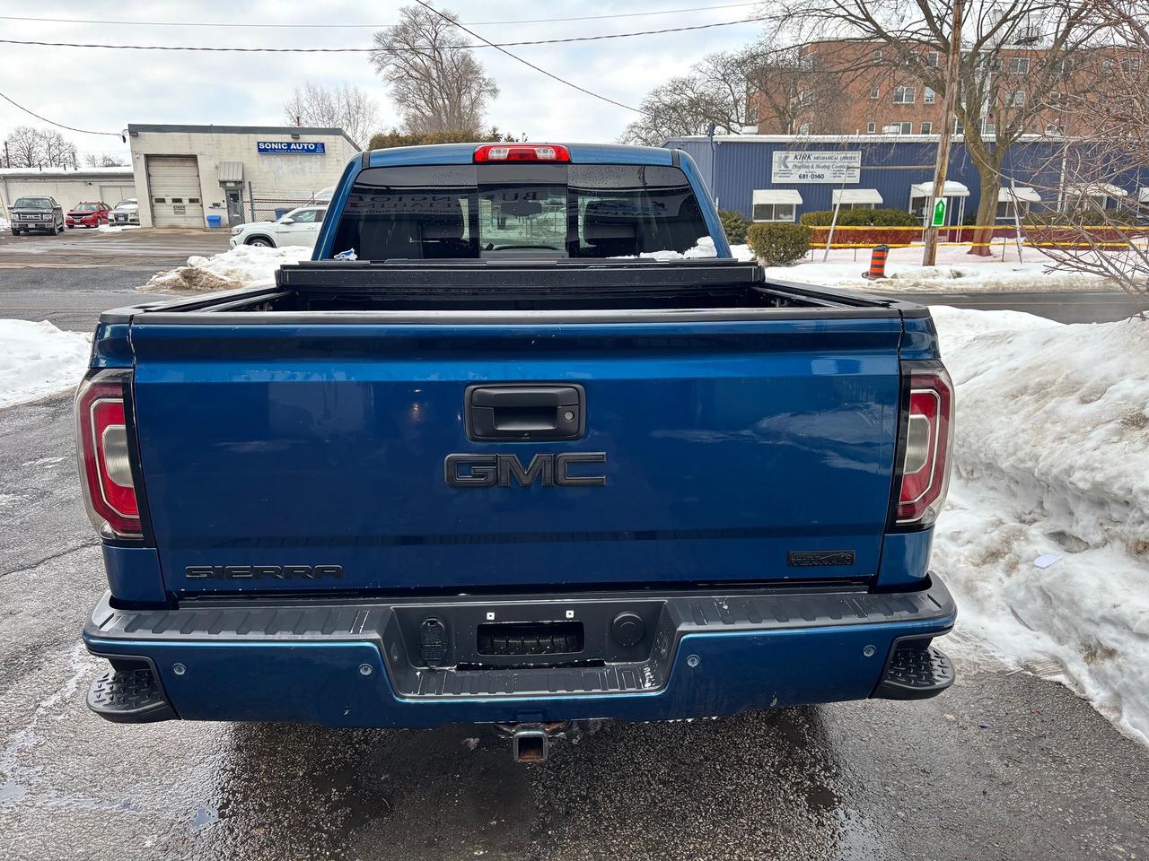 2017 GMC Sierra 1500 SLT Photo