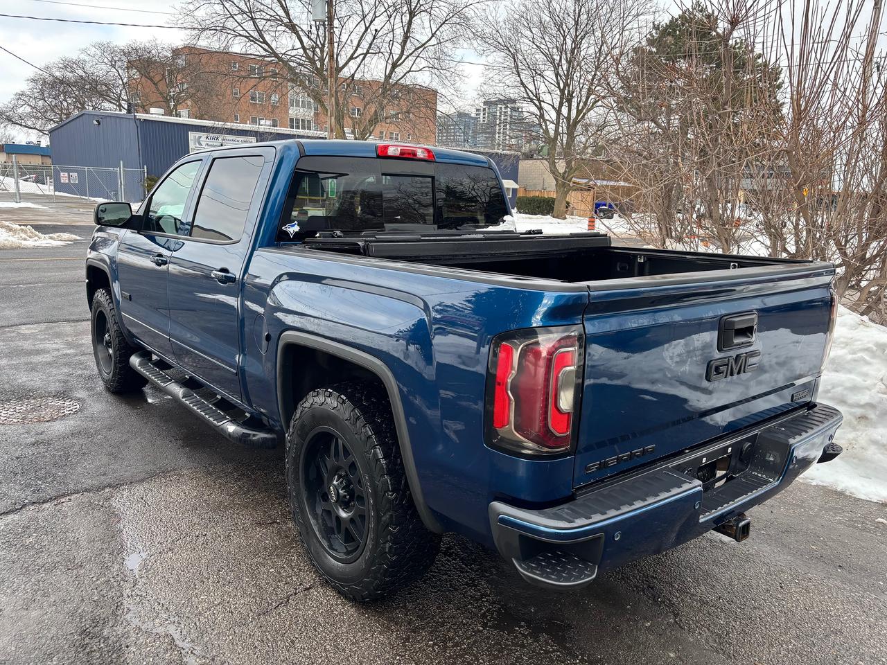 2017 GMC Sierra 1500 SLT Photo