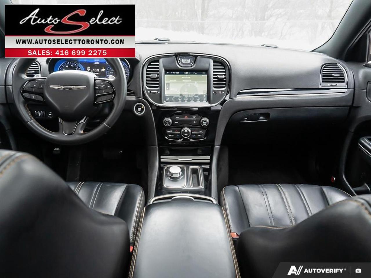 2017 Chrysler 300 Apple Carplay - Panoramic Sunroof - Clean Carfax Photo