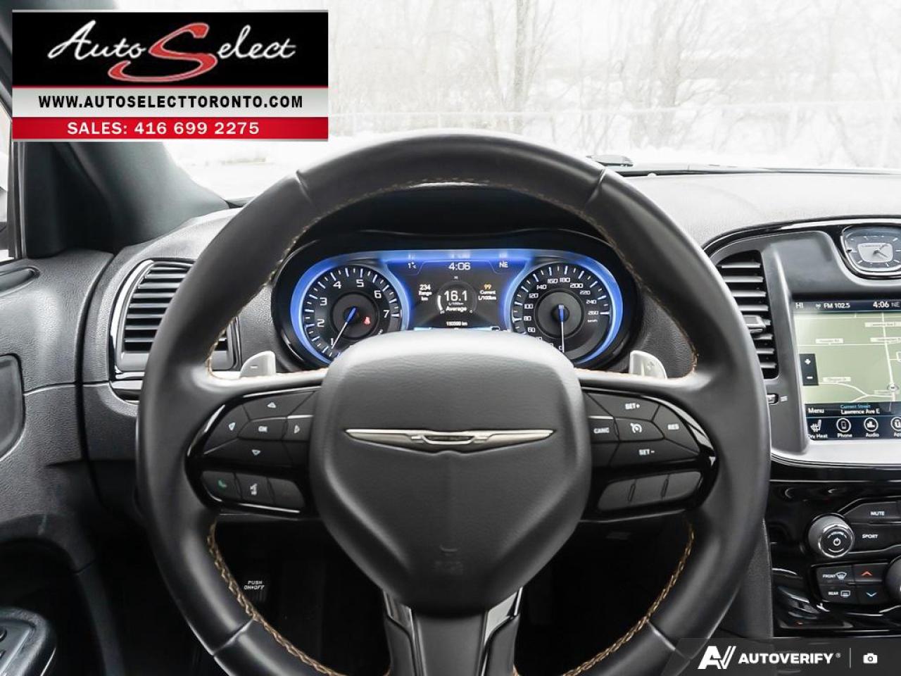 2017 Chrysler 300 Apple Carplay - Panoramic Sunroof - Clean Carfax Photo