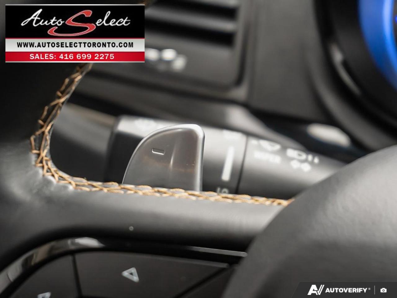 2017 Chrysler 300 Apple Carplay - Panoramic Sunroof - Clean Carfax Photo