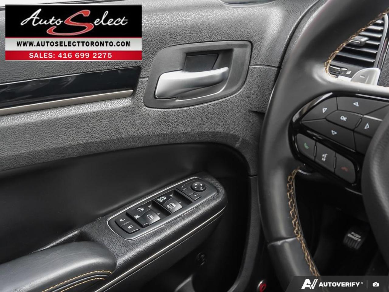 2017 Chrysler 300 Apple Carplay - Panoramic Sunroof - Clean Carfax Photo