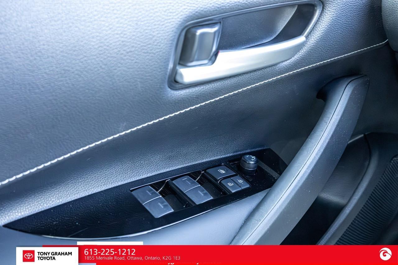 2025 Toyota Corolla Hatchback Photo