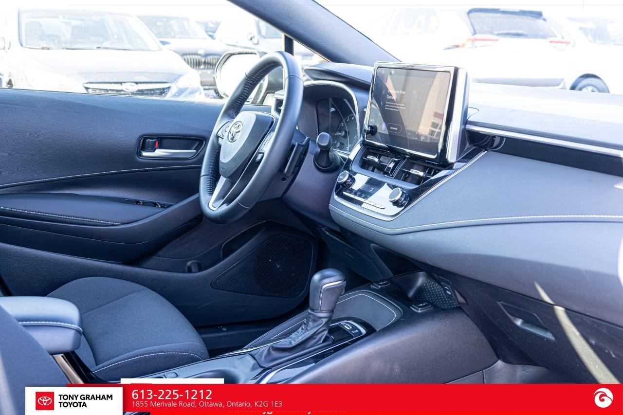 2025 Toyota Corolla Hatchback Photo