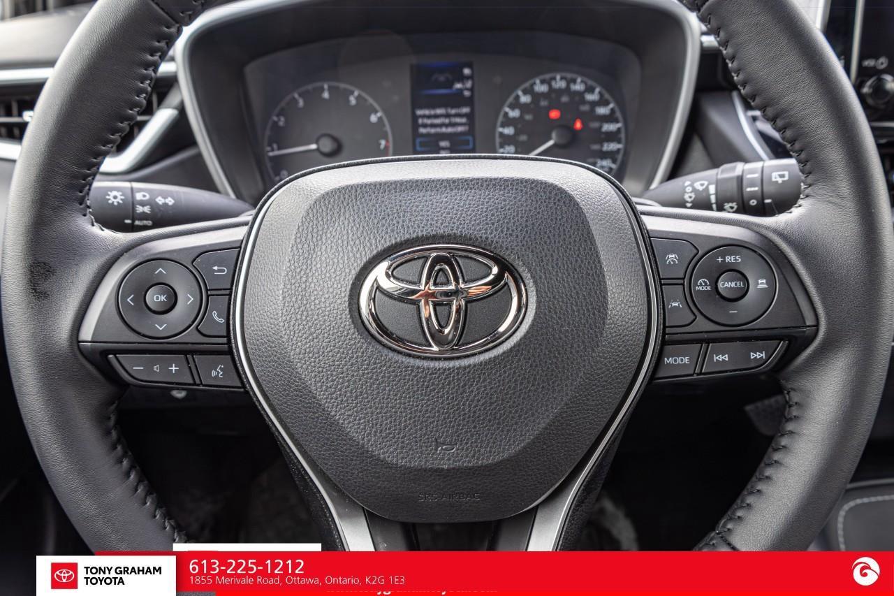 2025 Toyota Corolla Hatchback Photo