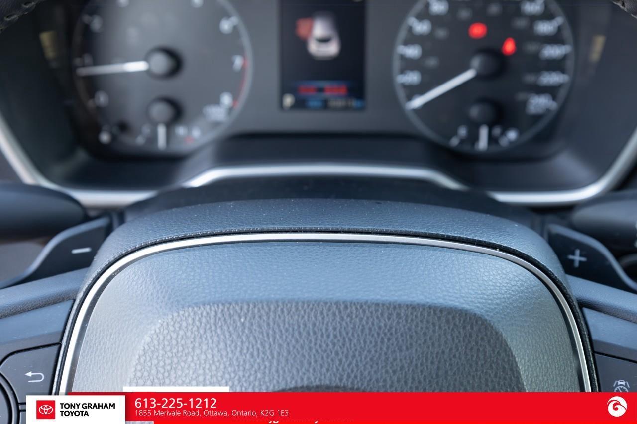 2025 Toyota Corolla Hatchback Photo