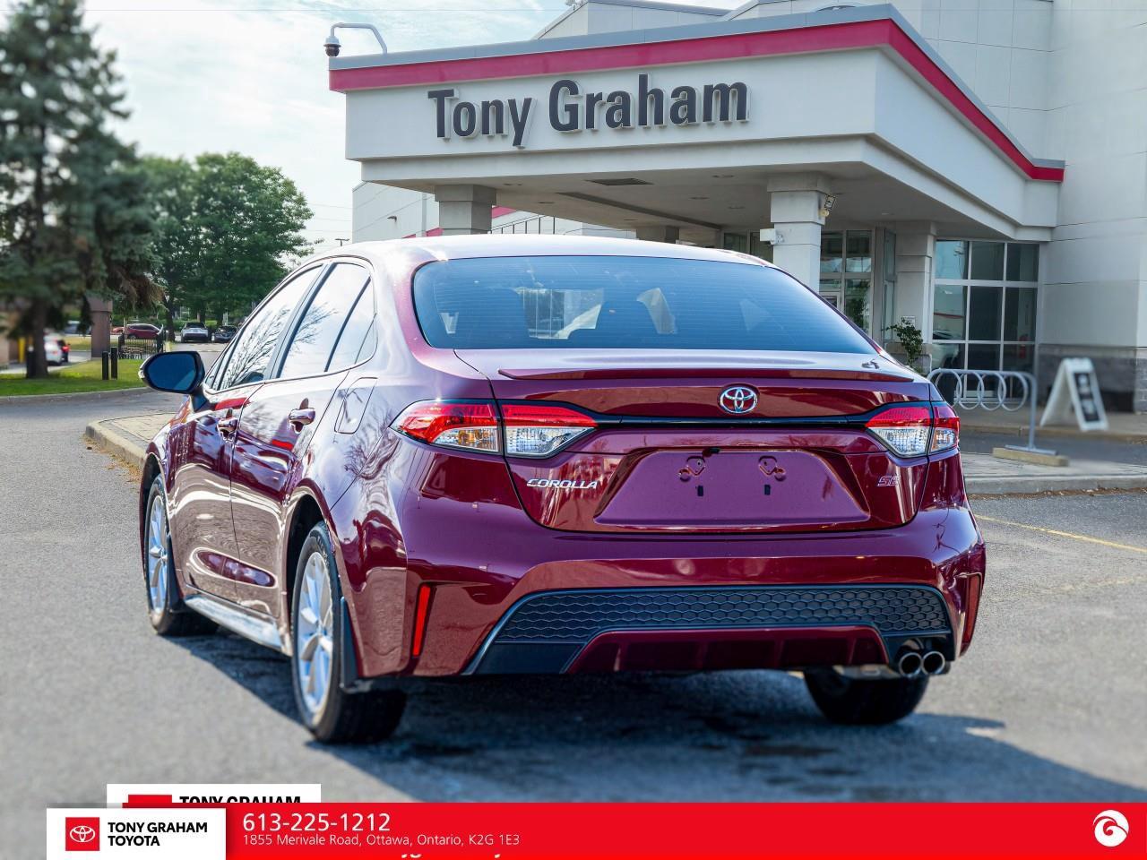 2022 Toyota Corolla SE Photo3