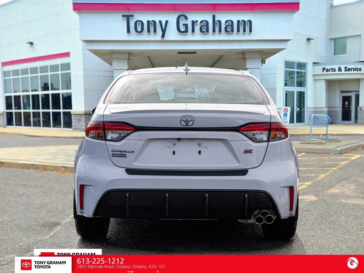 2024 Toyota Corolla SE Photo4