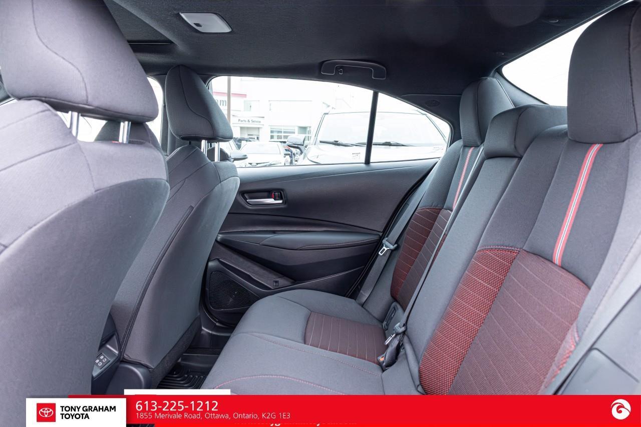 2024 Toyota Corolla SE Photo