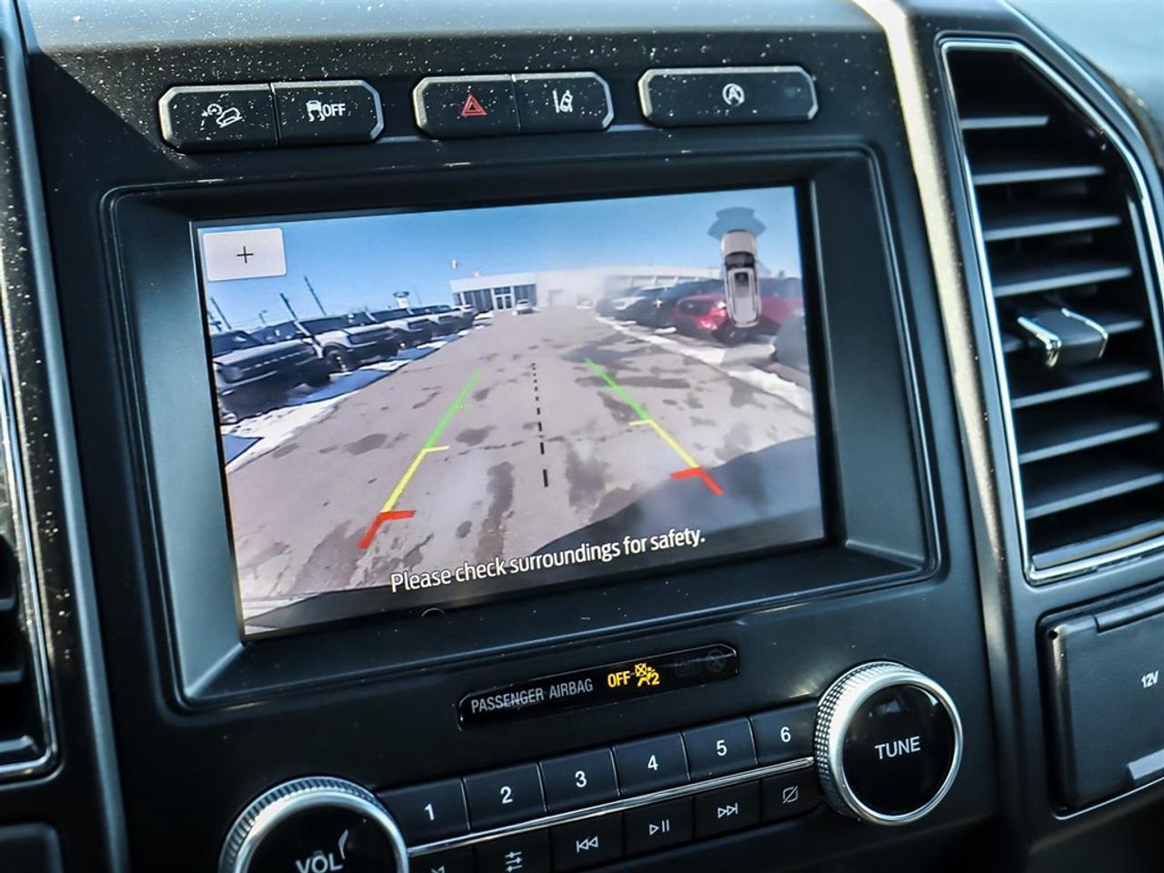 2021 Ford Expedition Limited 4X4 Photo