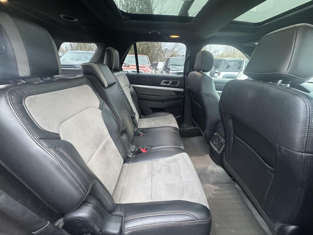 2017 Ford Explorer 4WD 4dr XLT - Photo #13