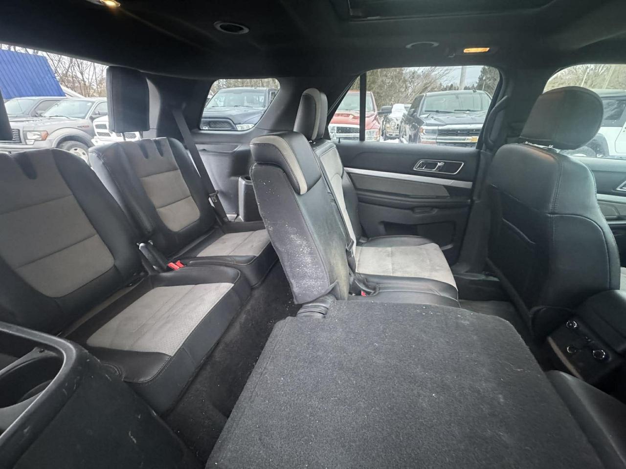 2017 Ford Explorer 4WD 4dr XLT - Photo #11