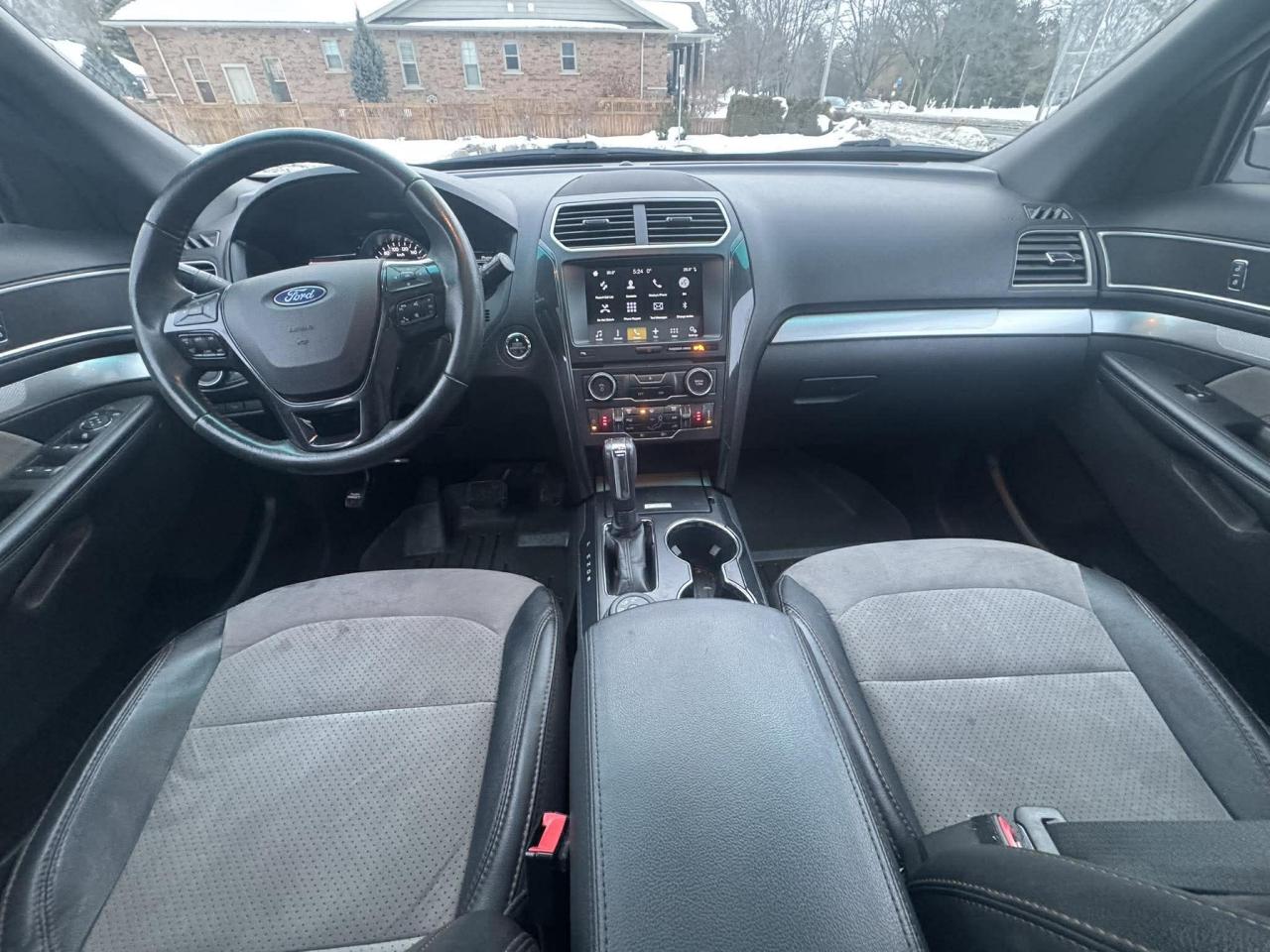 2017 Ford Explorer 4WD 4dr XLT - Photo #17