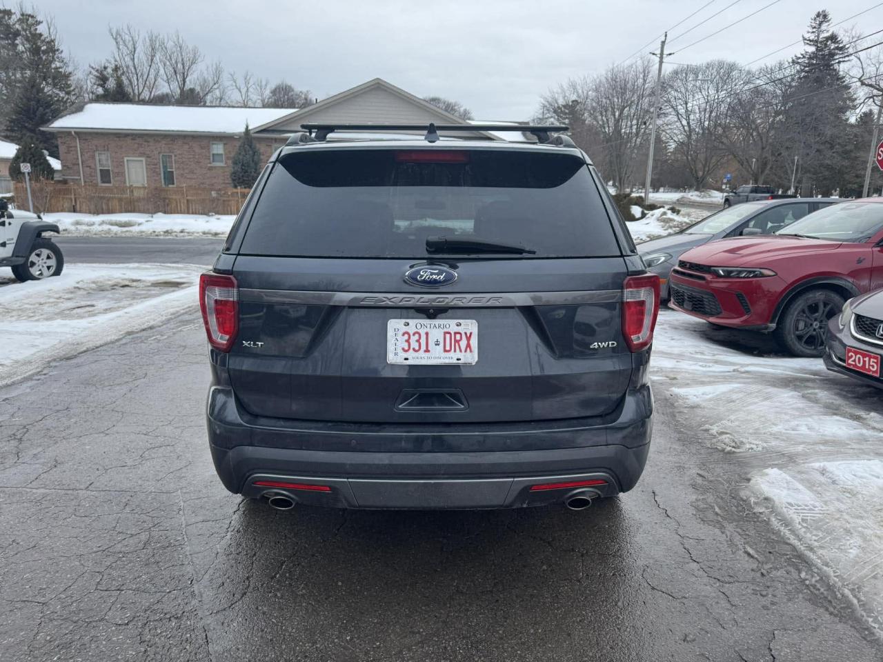 2017 Ford Explorer 4WD 4dr XLT - Photo #5