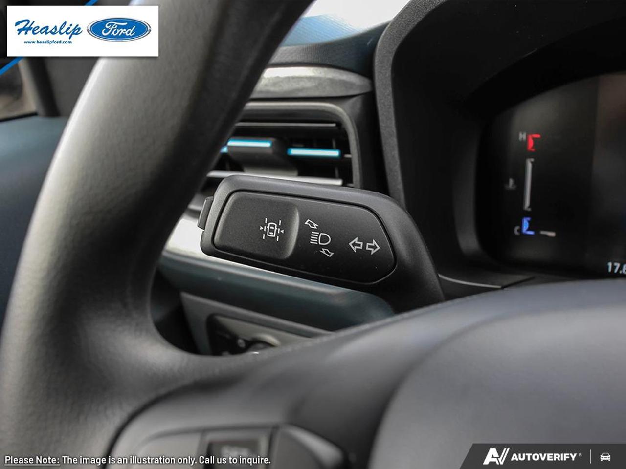 2026 Ford Maverick XLT Photo