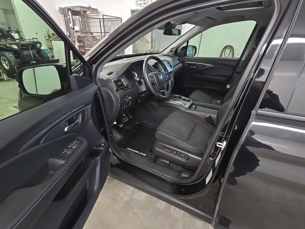 2022 Honda Ridgeline SPORT Photo