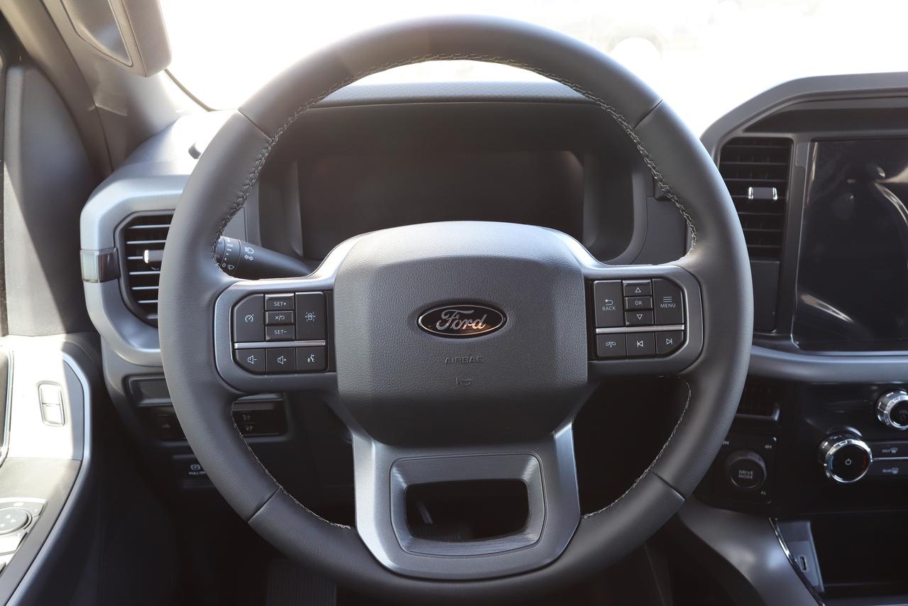 2026 Ford F-150 XLT 4WD SuperCrew 5.5' Box Photo