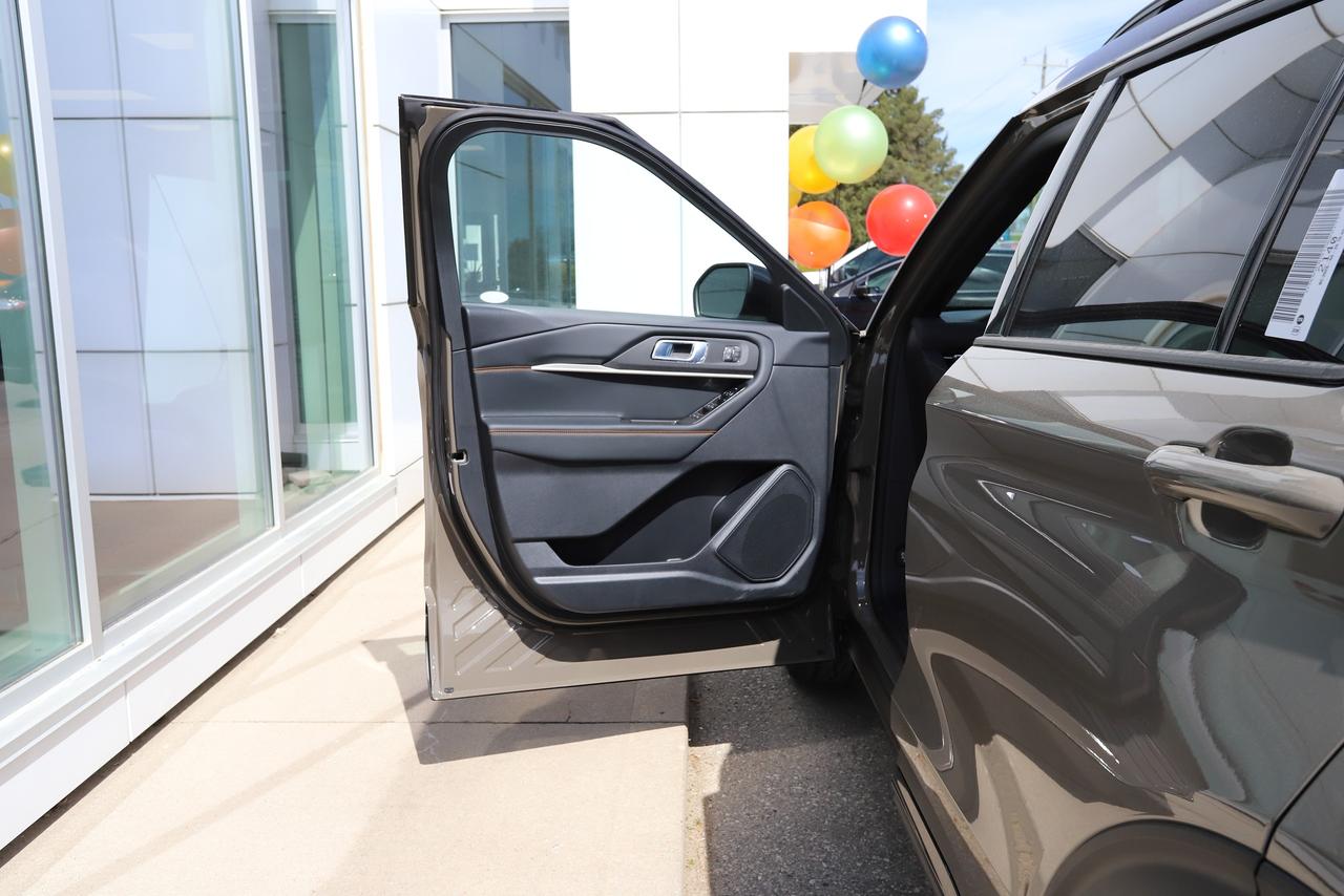 2026 Ford Explorer Tremor 4WD Photo