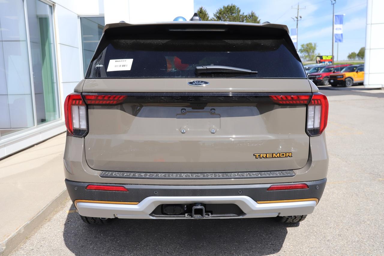 2026 Ford Explorer Tremor 4WD Photo