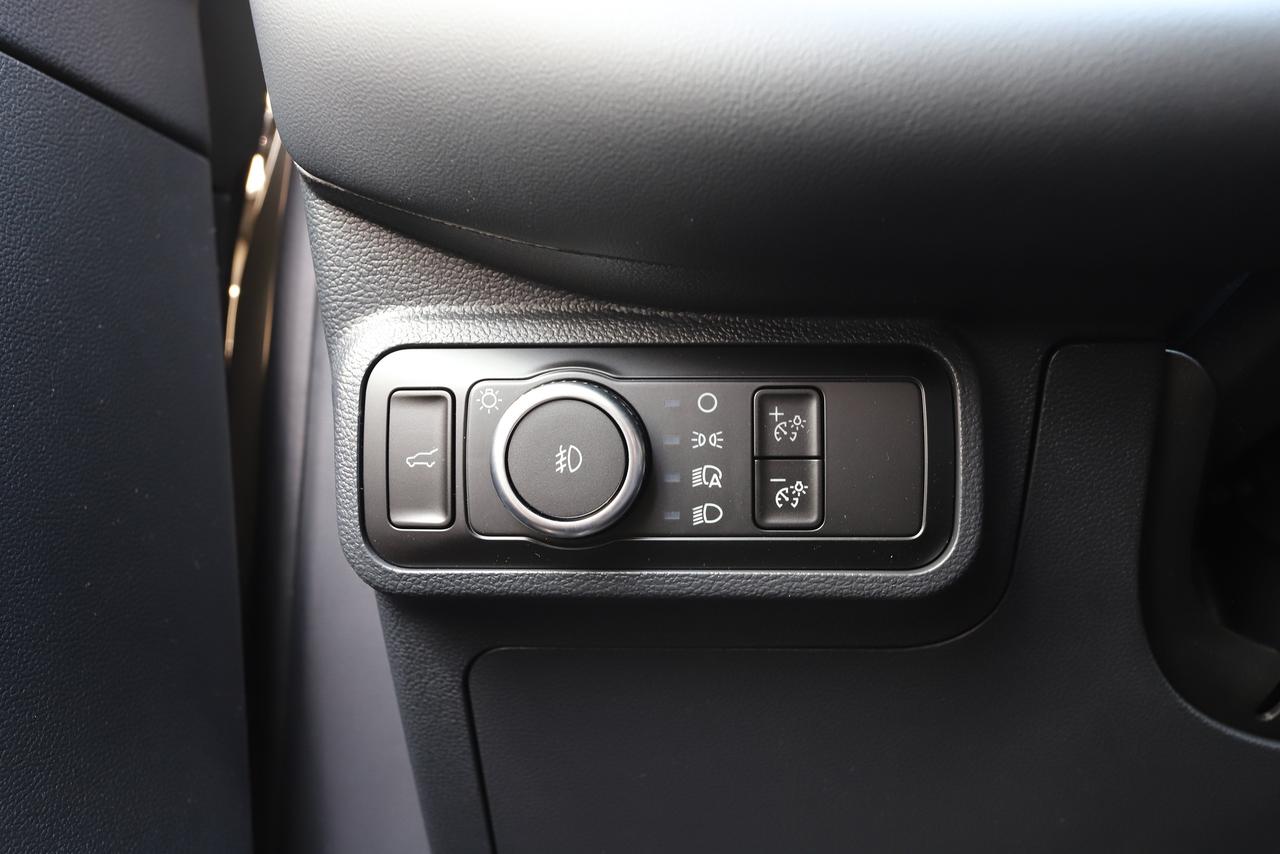 2026 Ford Explorer Tremor 4WD Photo