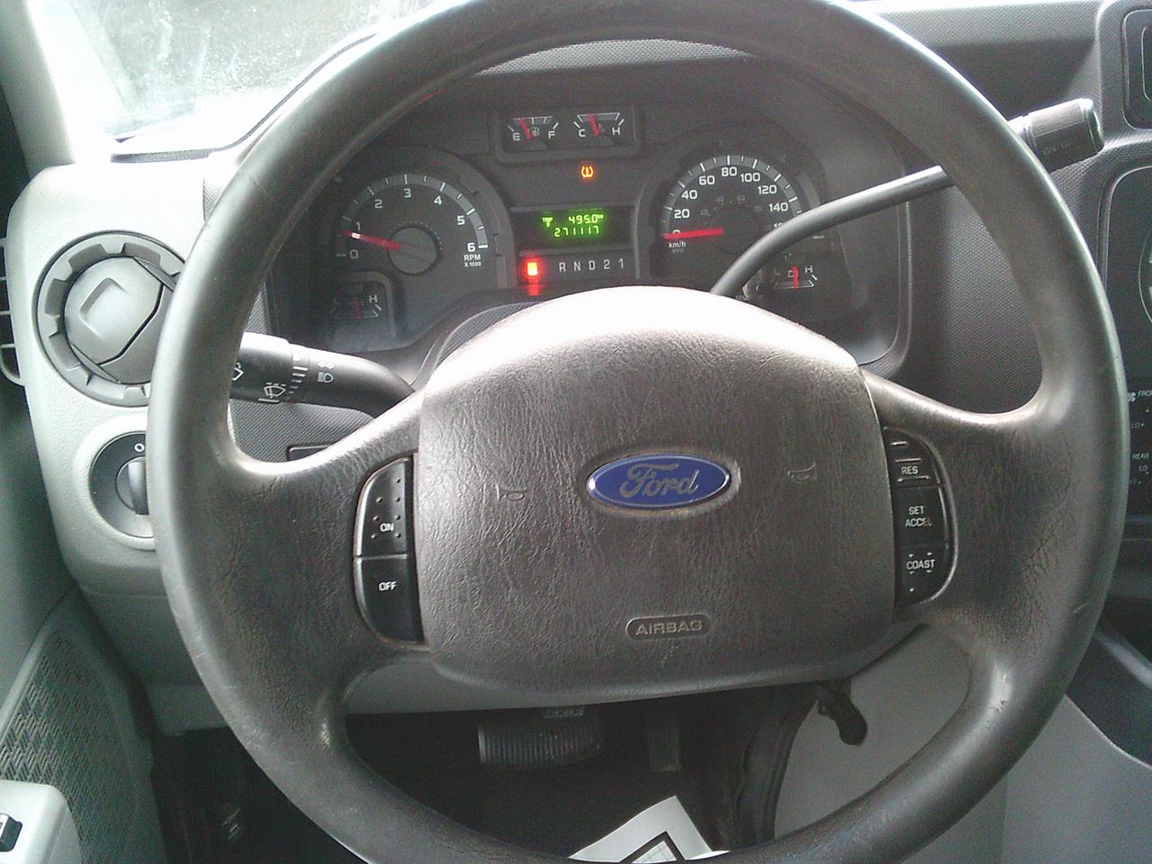 2011 Ford Club Wagon E-150 Passenger XL Photo