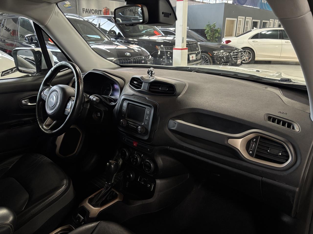 2015 Jeep Renegade Limited|4WD|LEATHER|BACKUPCAMERA|REMOTESTART|+++ Photo