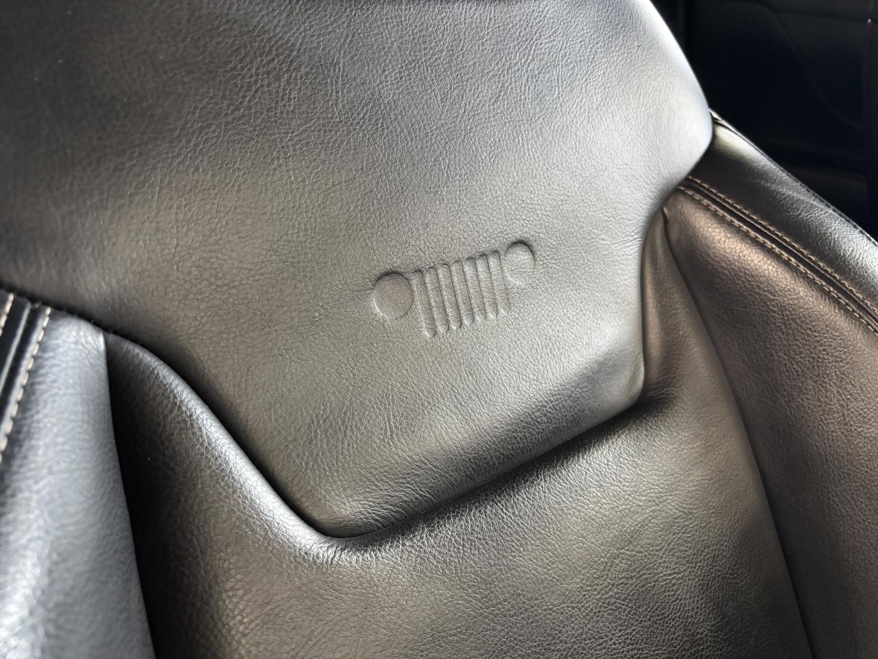 2015 Jeep Renegade Limited|4WD|LEATHER|BACKUPCAMERA|REMOTESTART|+++ Photo