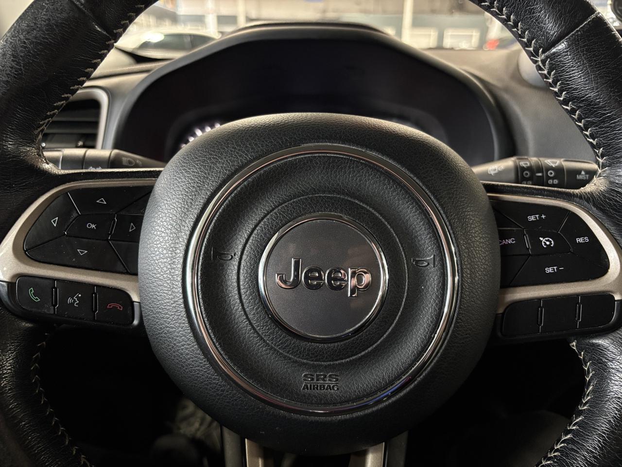 2015 Jeep Renegade Limited|4WD|LEATHER|BACKUPCAMERA|REMOTESTART|+++ Photo