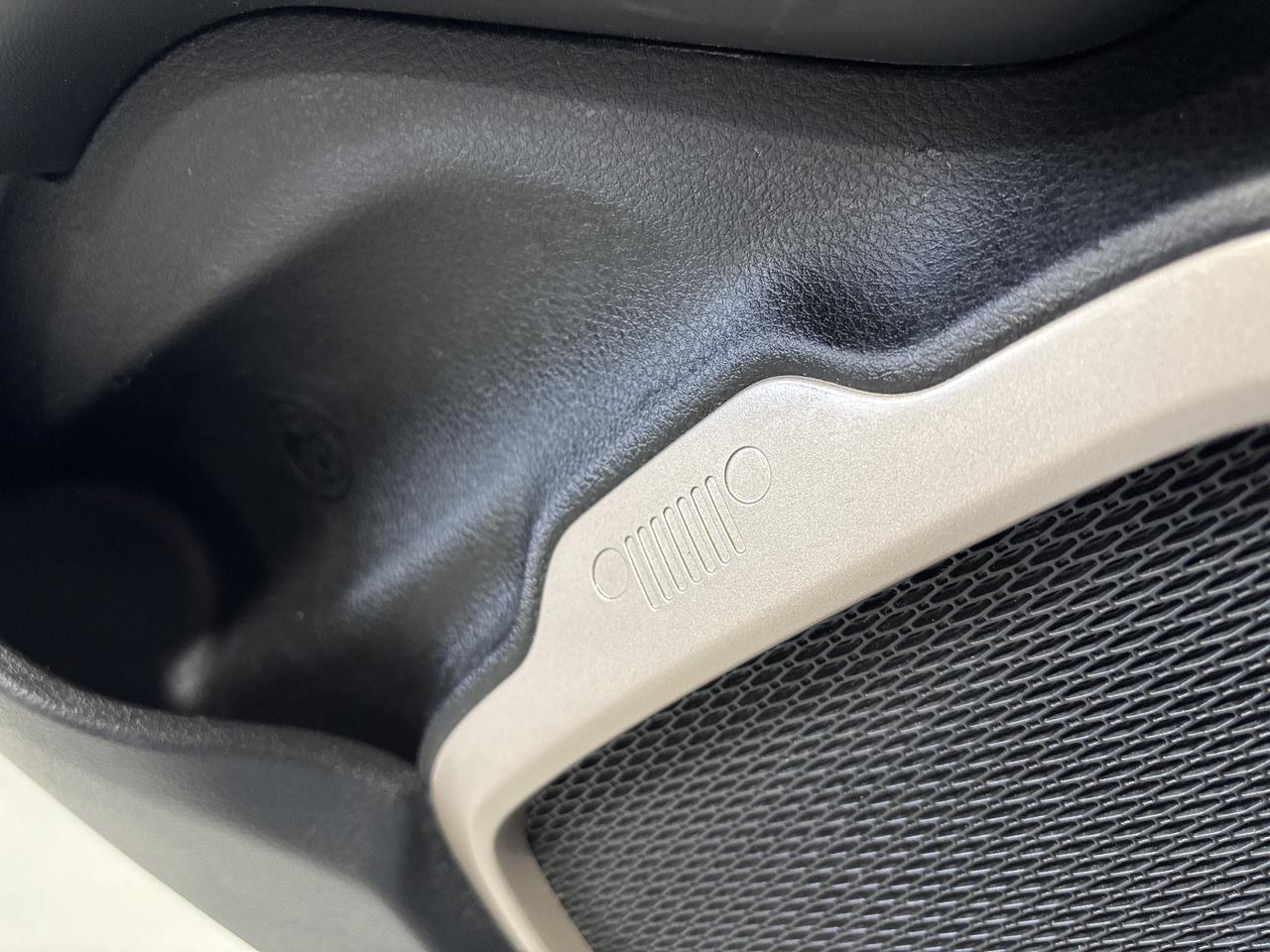 2015 Jeep Renegade Limited|4WD|LEATHER|BACKUPCAMERA|REMOTESTART|+++ Photo