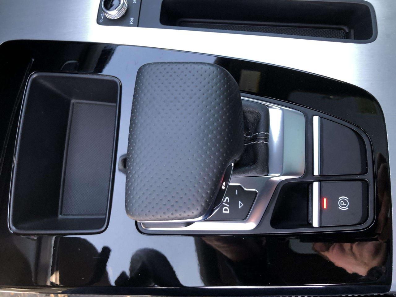 2025 Audi Q5 45 Progressiv LEATHER, PAN.ROOF, NAVI, ADAPTIVE CRUISE, LANE ASSIST, VIRTUAL COCKPIT, 20 AUDI SPORT ALLOYS Photo