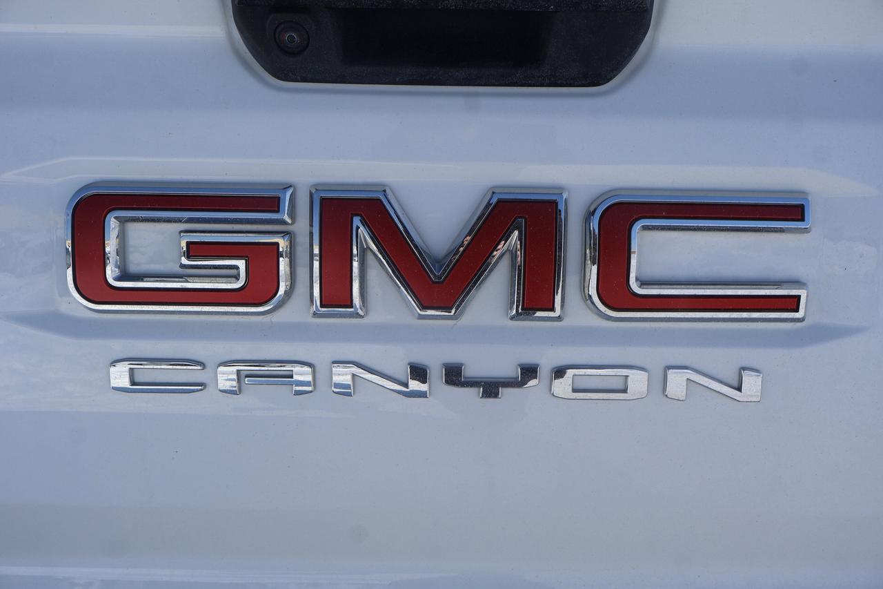 2024 GMC Canyon Elevation | | Nav System | Photo