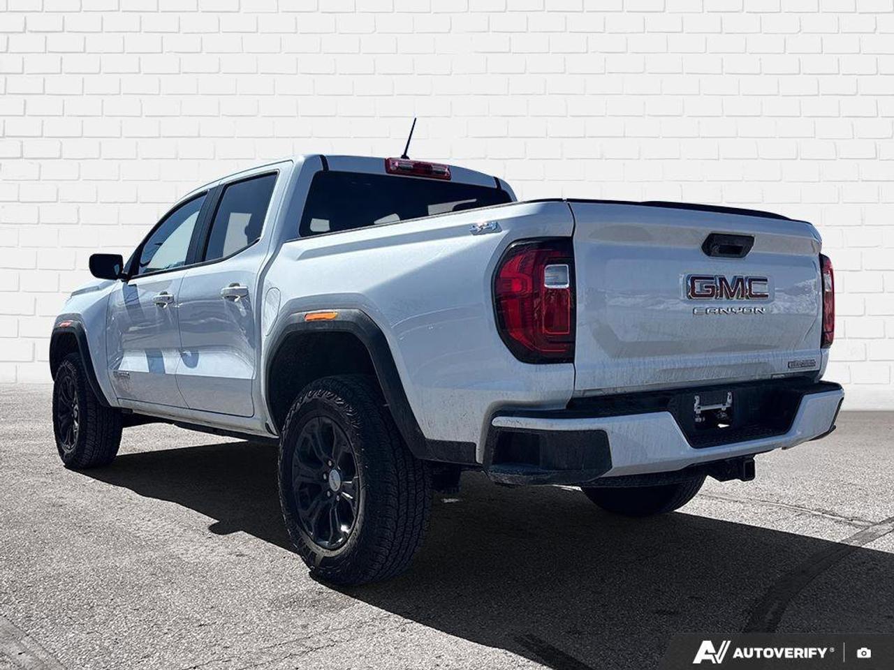2024 GMC Canyon Elevation | | Nav System | Photo