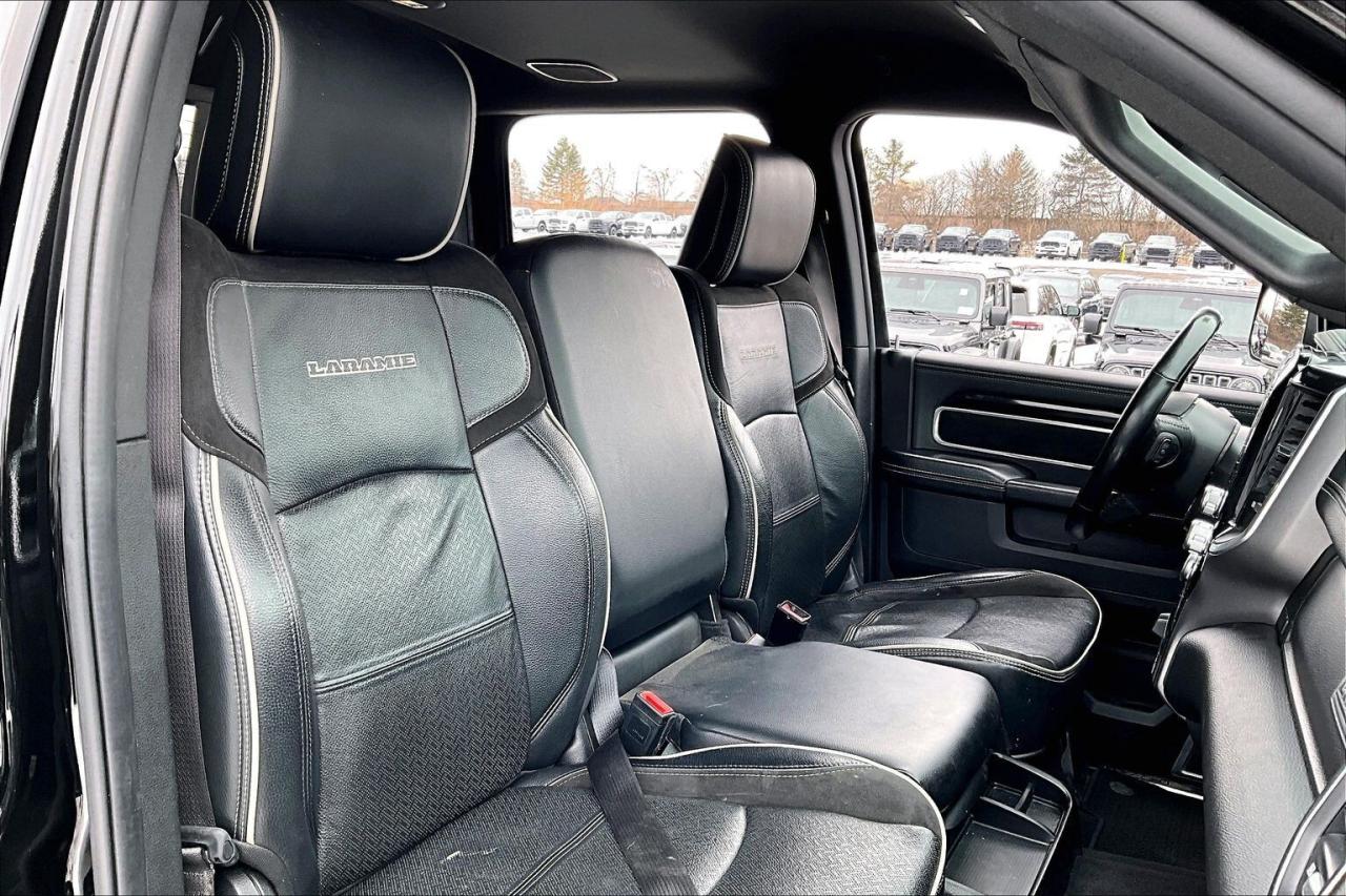 2022 RAM 2500 Laramie Night 6.4 V8 | Level B | Tow Pkg | 4X4 Photo