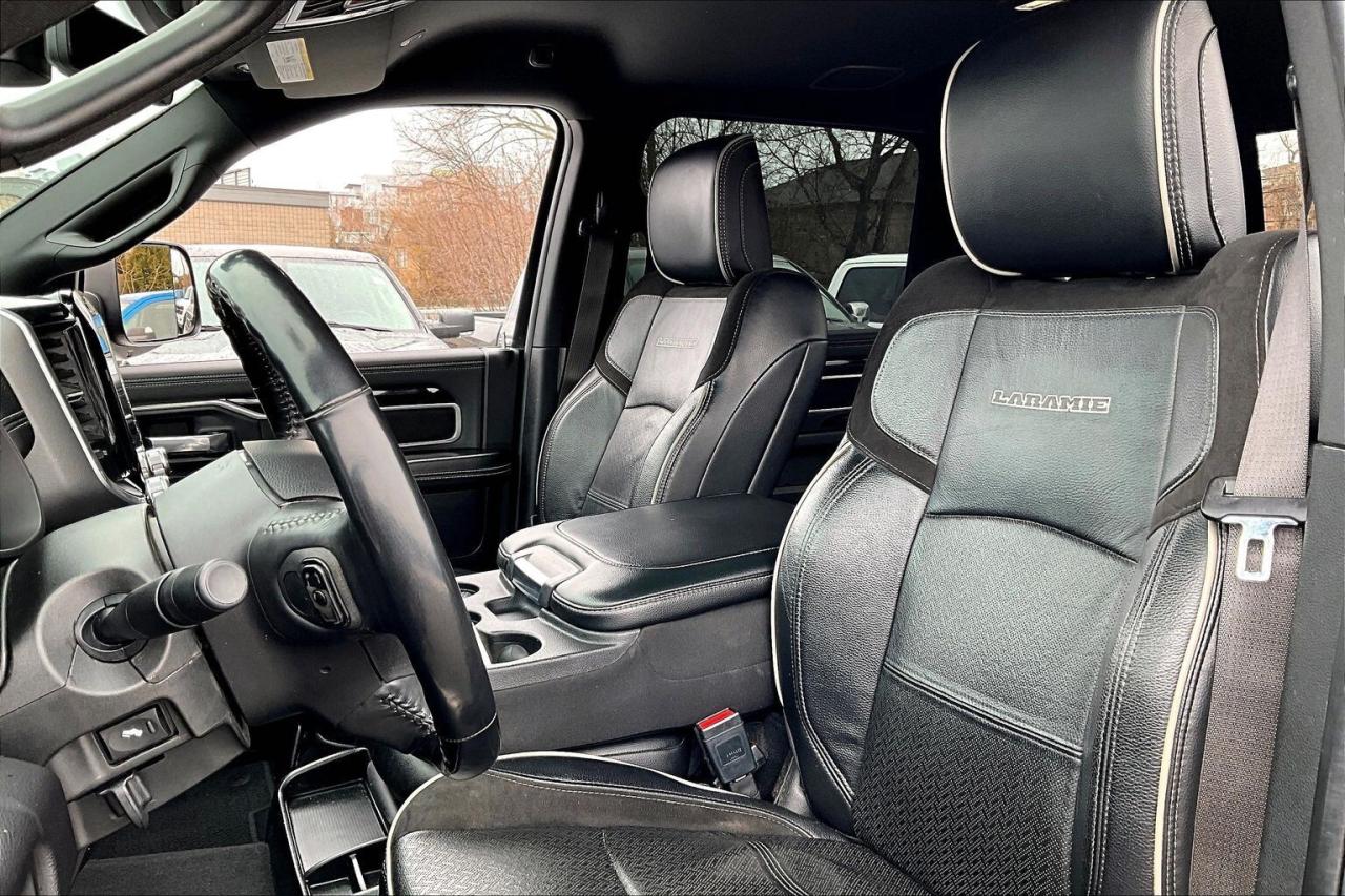 2022 RAM 2500 Laramie Night 6.4 V8 | Level B | Tow Pkg | 4X4 Photo