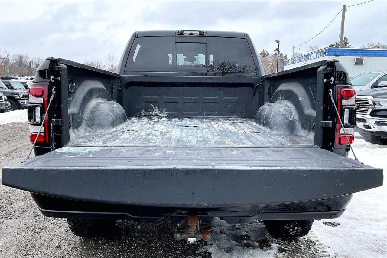 2022 RAM 2500 Laramie Night 6.4 V8 | Level B | Tow Pkg | 4X4 Photo