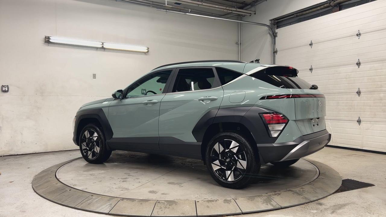2025 Hyundai KONA TREND AWD |4,000KMS! | LEATHER | SUNROOF | CARPLAY Photo