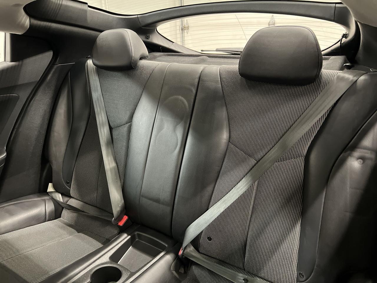 2012 Hyundai Veloster TECH PKG | LOW KMS! |HTD LEATHER | PANO ROOF | NAV Photo