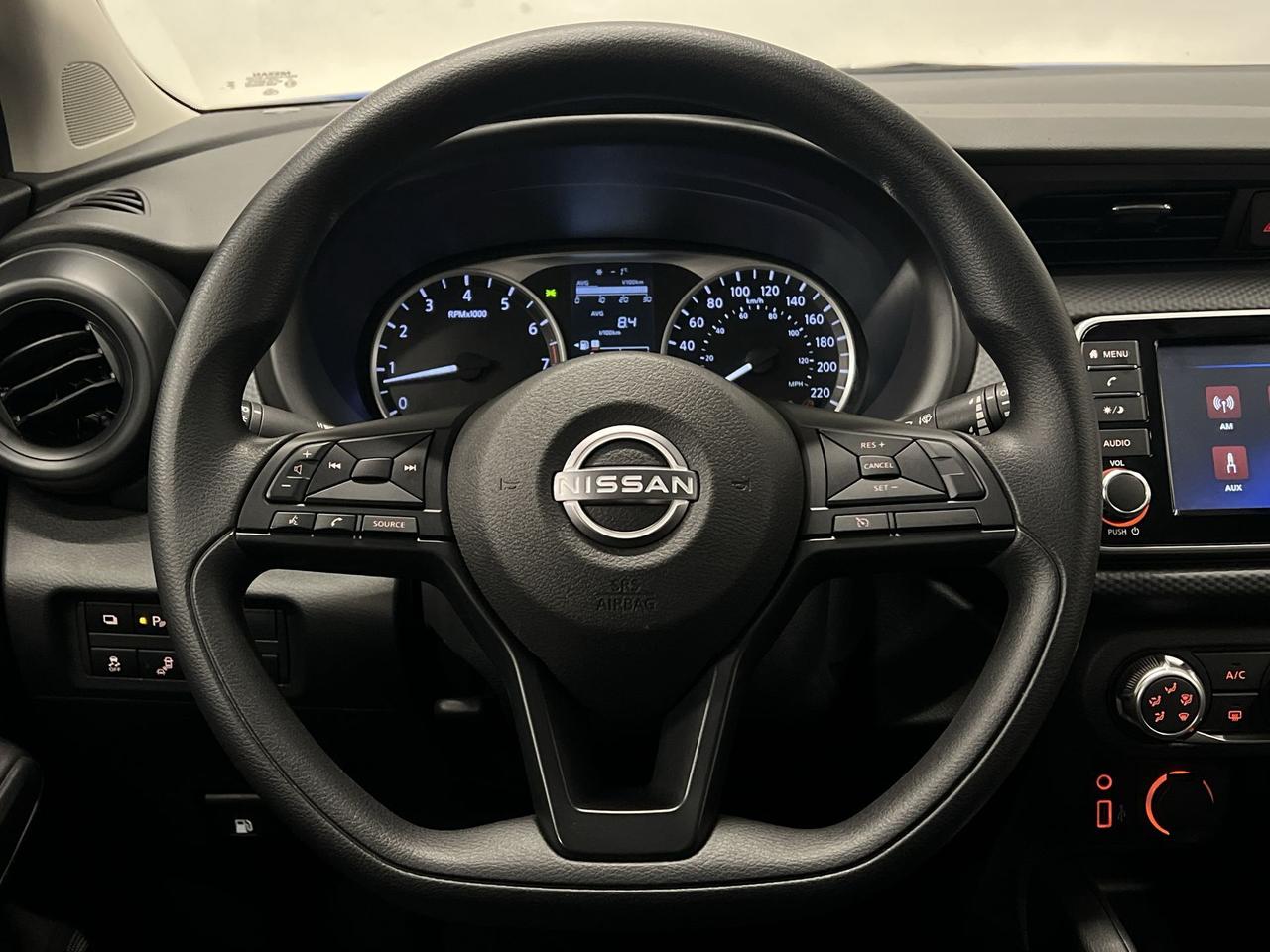 2024 Nissan Kicks ONLY 27,000KMS! | CARPLAY | BLIND SPOT | REAR CAM Photo