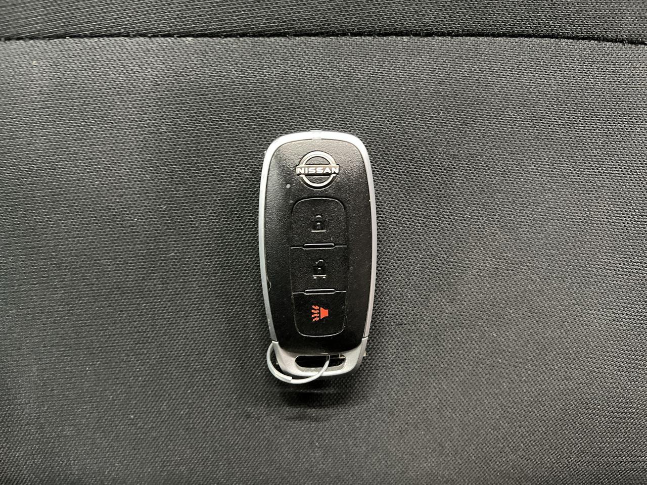 2024 Nissan Kicks ONLY 27,000KMS! | CARPLAY | BLIND SPOT | REAR CAM Photo