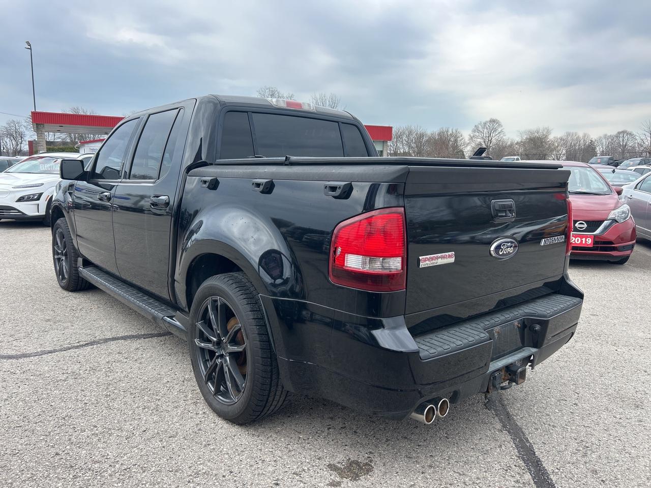 2010 Ford Explorer Sport Trac V8, ADRENALINE, SUNROOF, CLEAN CARFAX, LEATHER! - Photo #4