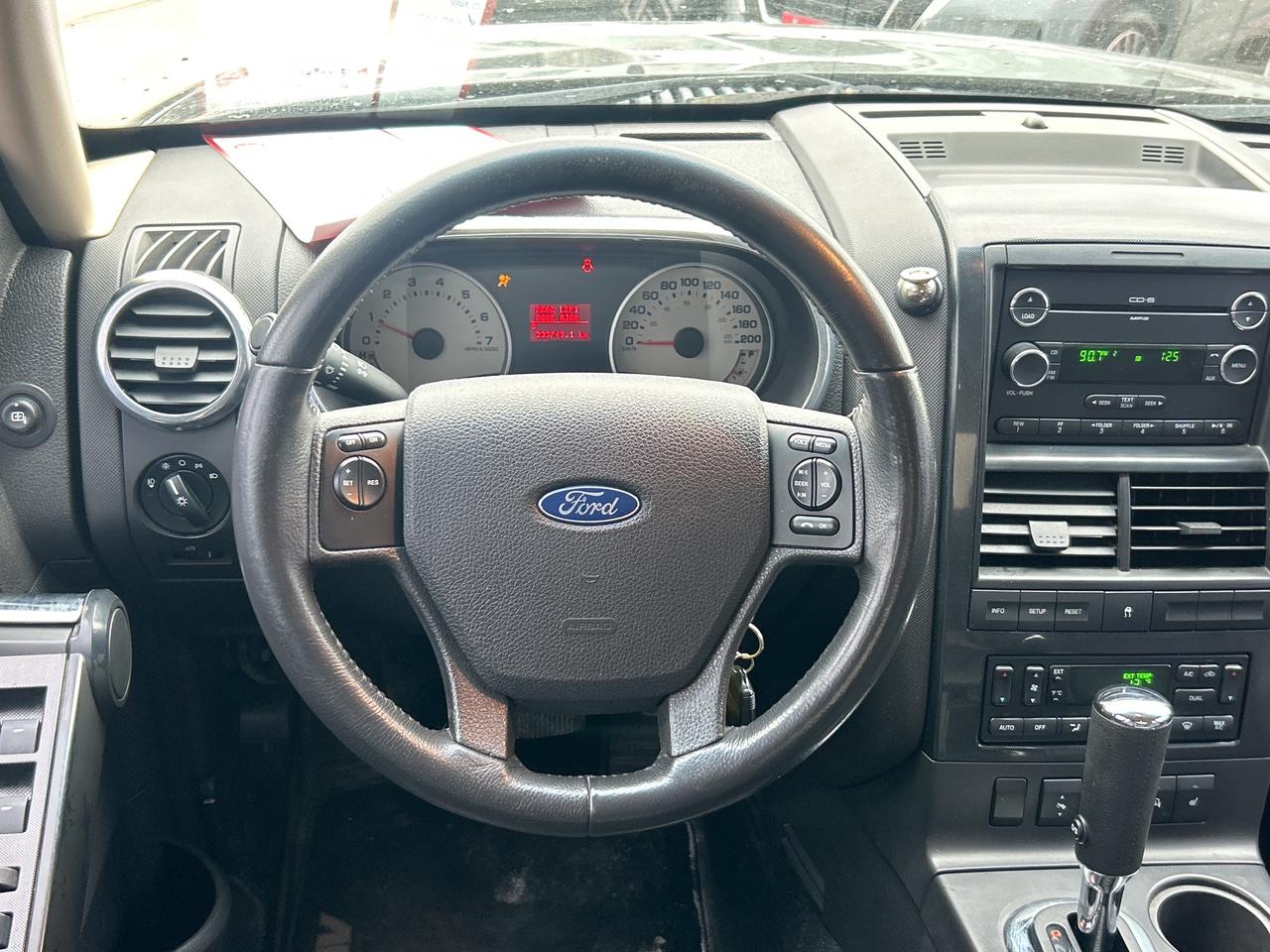 2010 Ford Explorer Sport Trac V8, ADRENALINE, SUNROOF, CLEAN CARFAX, LEATHER! Photo