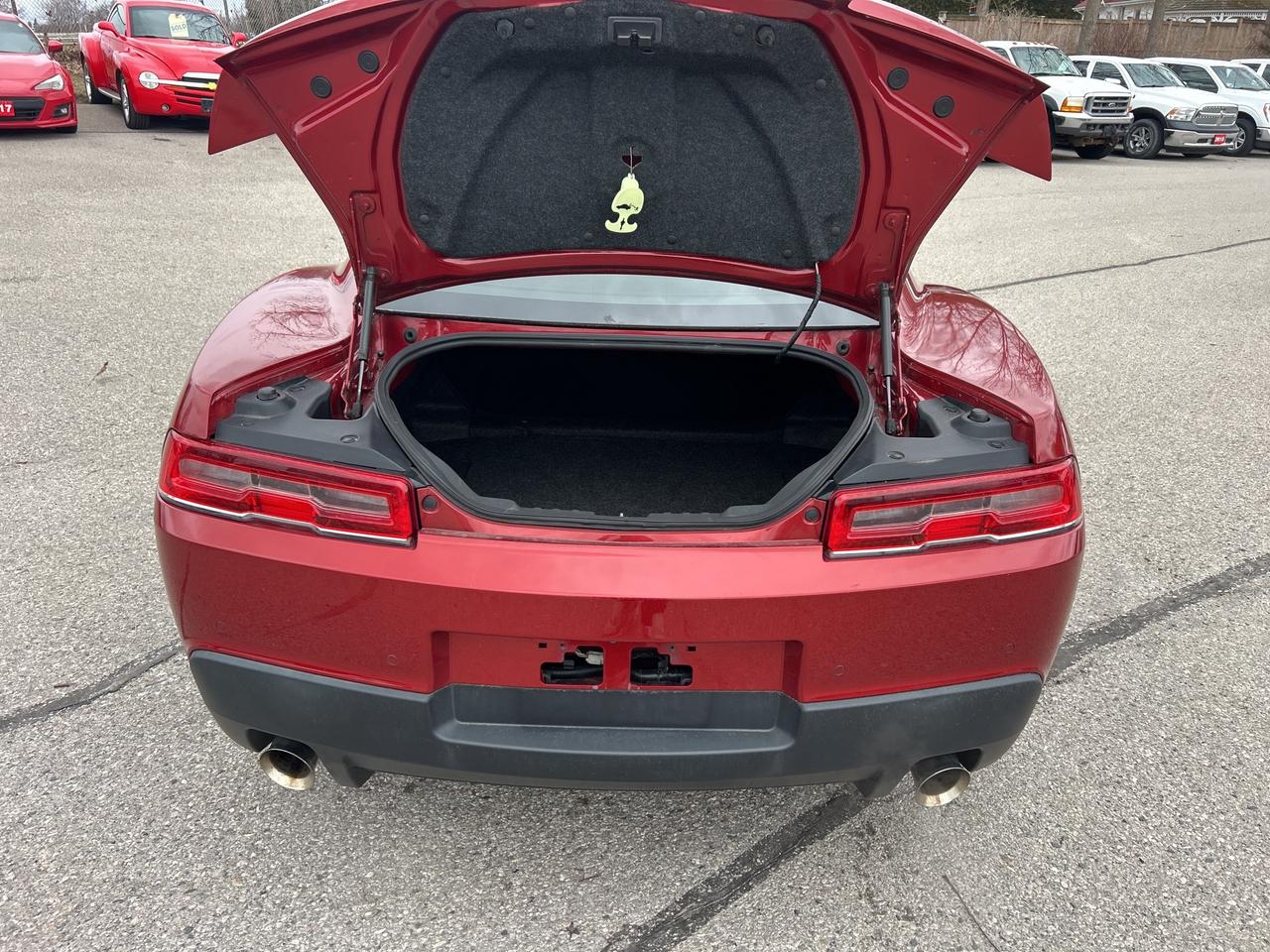 2015 Chevrolet Camaro RS, AUTO, LEATHER SEATS, REMOTE START, SUNROOF! Photo