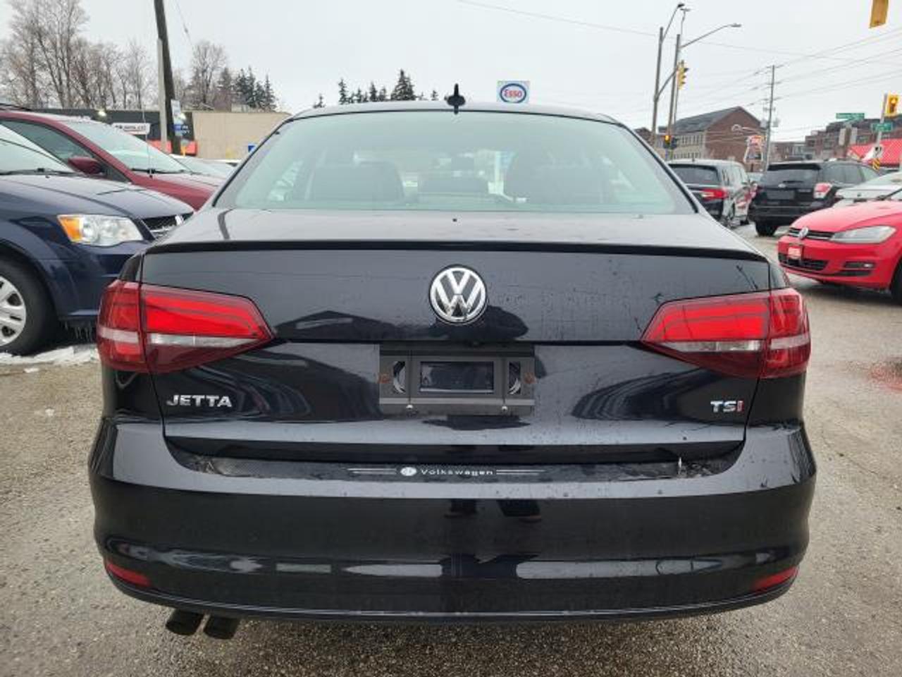 2017 Volkswagen Jetta wolfsburg Photo3